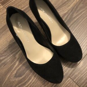 Franco Sarto Suede Black Pumps